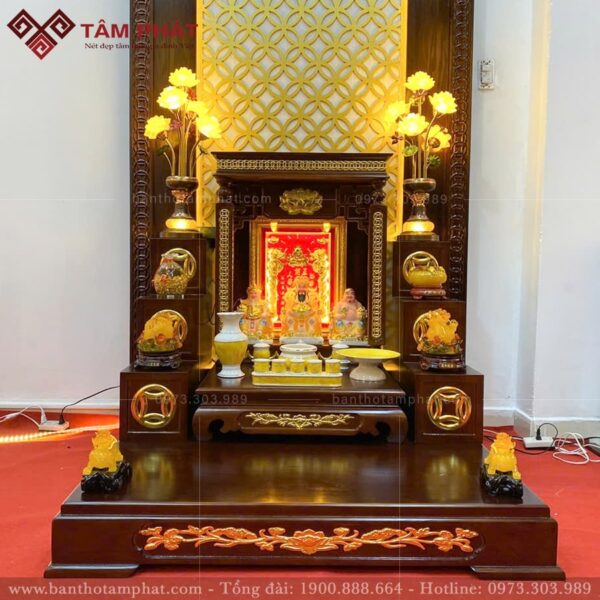 Tâm Phát tư vấn đồ thờ đi kèm bàn thờ hợp mệnh, hợp phong thủy.