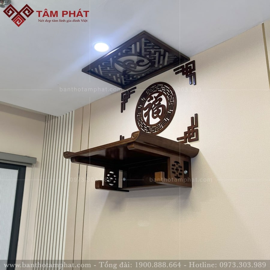 Bàn thờ treo tường hiện đại đa dạng kích thước và màu sắc. 