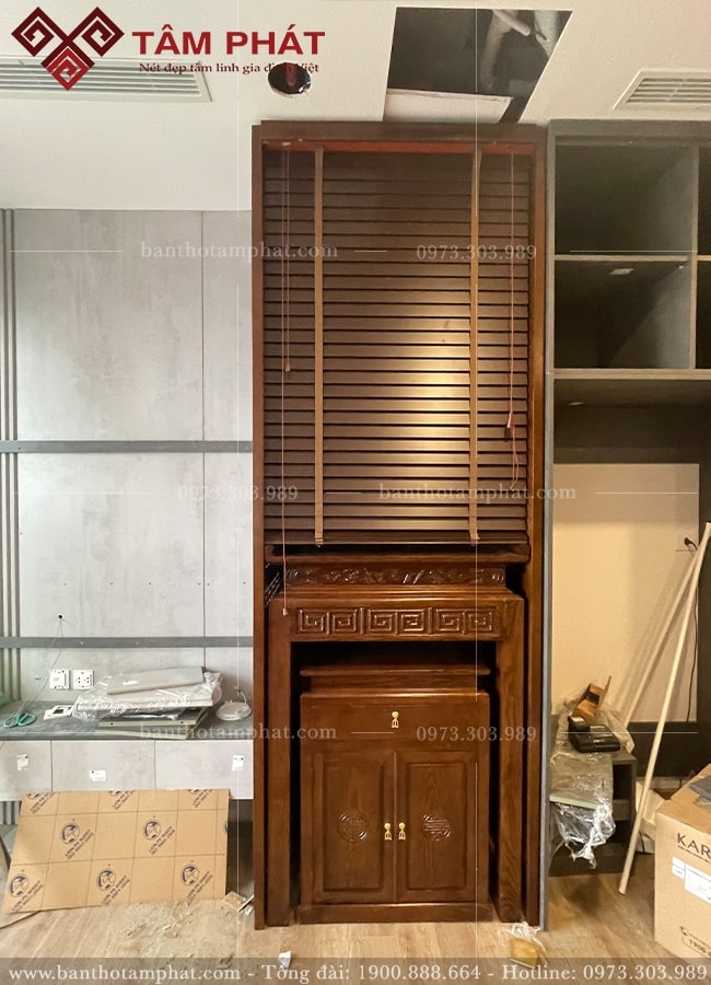 Thiết kế phòng thờ đơn giản hiện đại.
