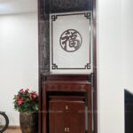 Phòng thờ chất lượng cao, nổi bật với chữ Phúc hán chính giữa.