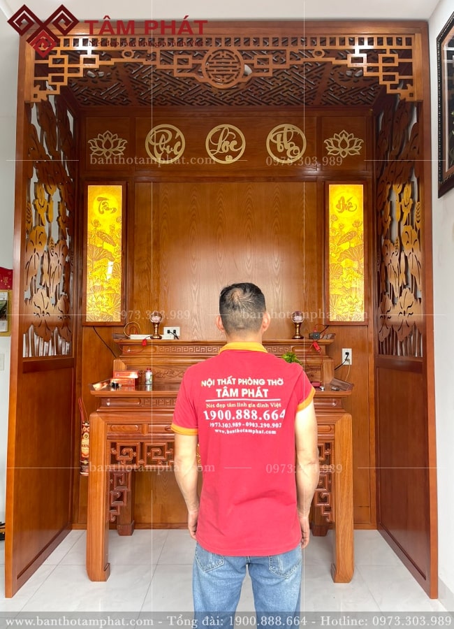 Không gian thờ đẹp được bố trí hài hòa, chuẩn phong thủy.