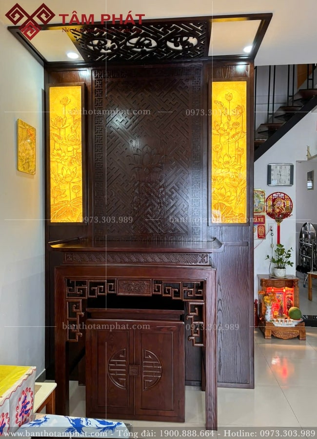 Phòng thờ gỗ đẹp có chế độ bảo hành lâu năm.