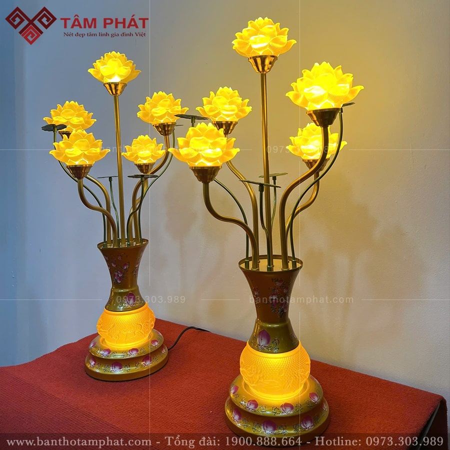 Cặp đèn thờ hoa sen đẹp mẫu ĐEN-003