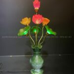 Thiết kế kiểu dáng bình hoa tinh tế.