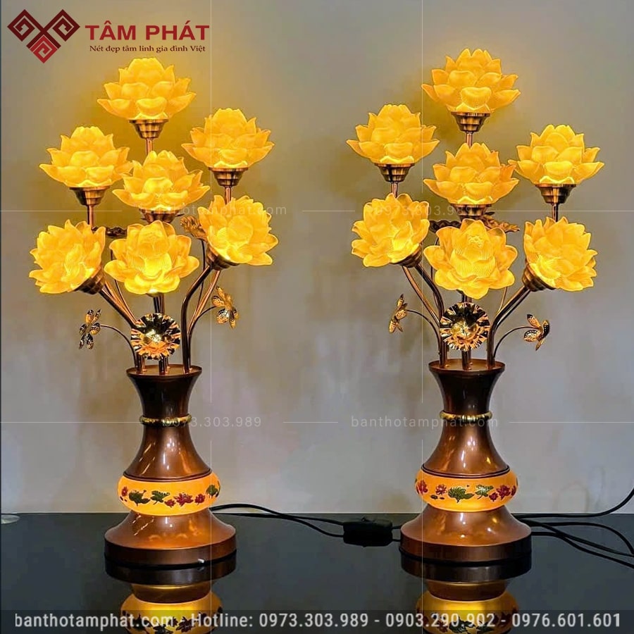 Đôi đèn thờ hoa sen lưu ly cao cấp mẫu ĐEN-0012
