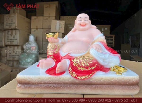 Tượng Phật Di Lặc Ngồi Cầm Thỏi Vàng mẫu DL-7940