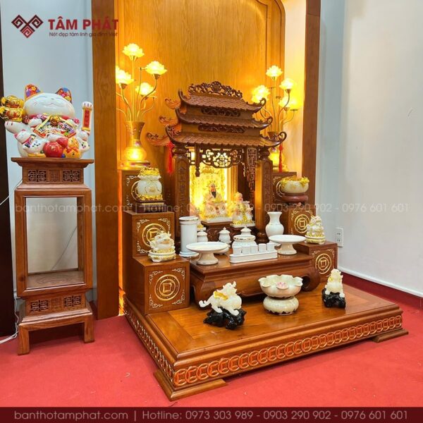 Mái chùa đẳng cấp, thể hiện sự uy nghi, quyền quý.