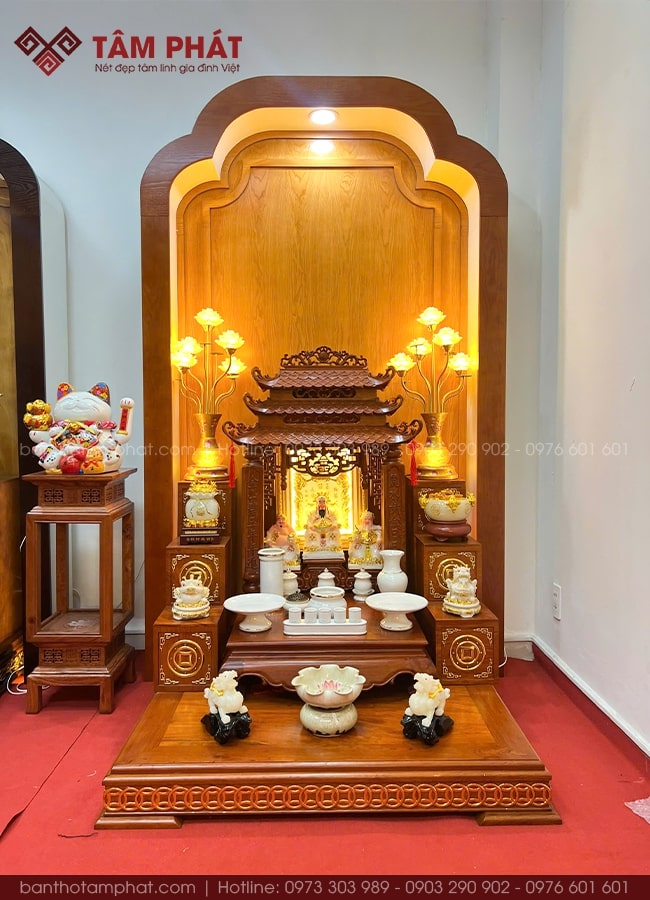 Combo bàn thờ Thần Tài mái chùa gỗ Hương đẹp mẫu BTT-3381 10 Tâm Phát nhận đặt đóng theo yêu cầu gia chủ.