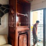Vách ngăn cắt CNC hoa sen trên nền gỗ MDF cao cấp.