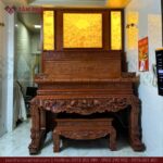 Sập thờ Tứ Linh mang lại ý nghĩa phong thủy, giúp gia chủ thu hút may mắn, tài lộc, và bình an.