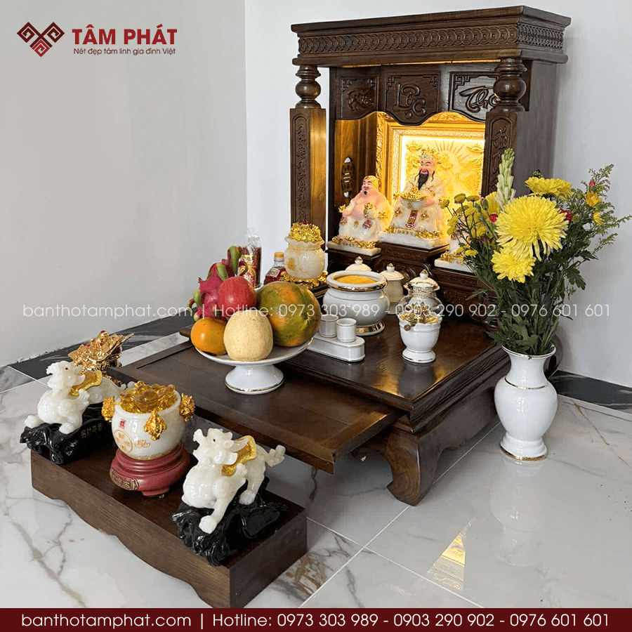Bàn thờ Ông Địa Phúc Lộc Thọ BTT-1389 3 Bày trí bộ bàn thờ Ông Địa đầy đủ với 3 tượng