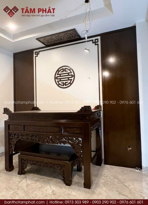 Án thờ lớn, có tai bo đẳng cấp.