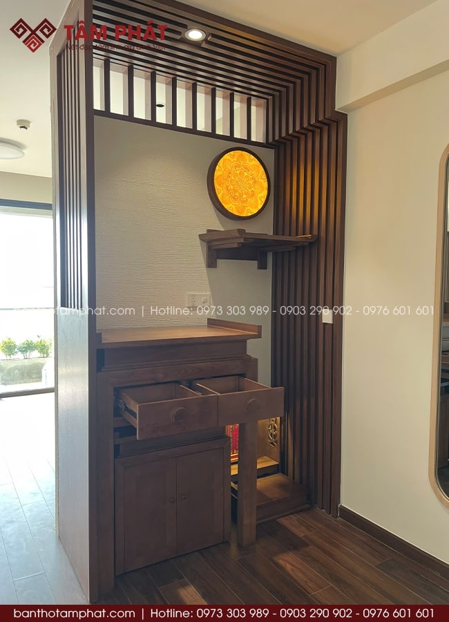 Thiết kế theo lối đơn giản hiện đại, bám sát khuôn viên nhà cửa.