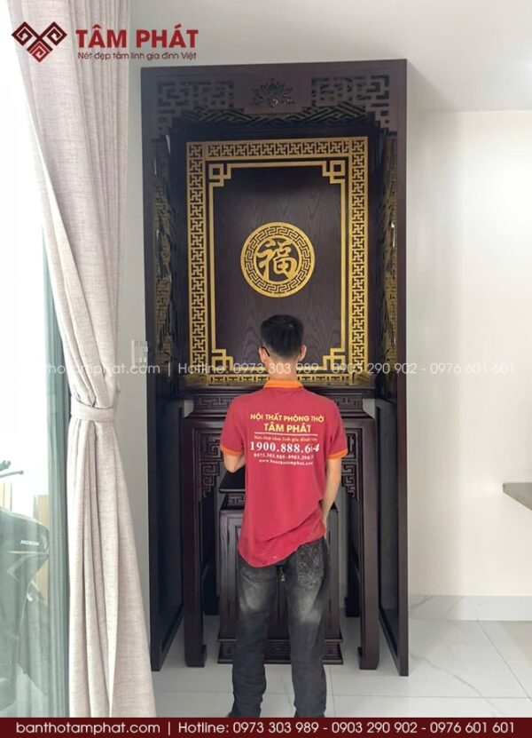 Thi công trọn gói phòng thờ bởi đội ngũ kỹ thuật chuyên nghiệp.