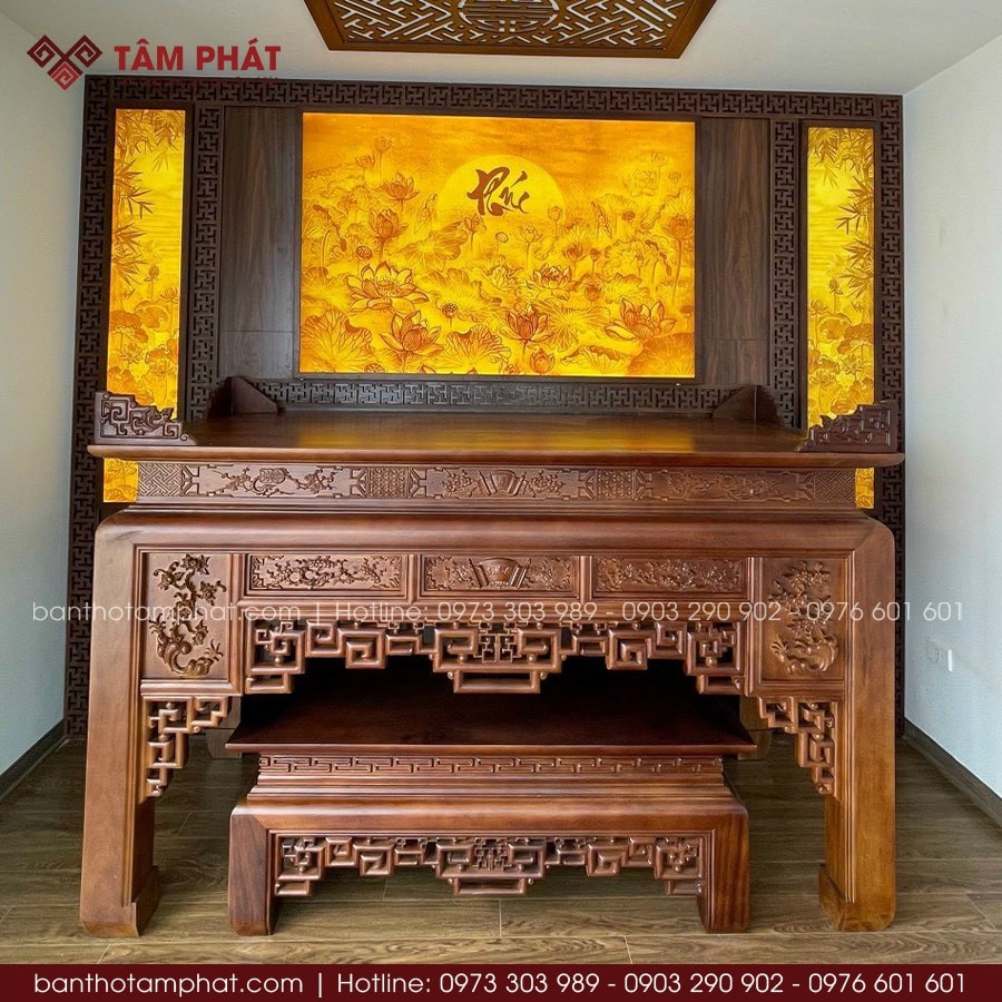 Phòng thờ Gia Tiên kết hợp tranh trúc chỉ đẹp mẫu BT-1625