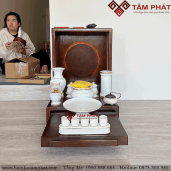 Mẫu bàn thờ Ông Địa Thần Tài đẹp nhất BTT-3399