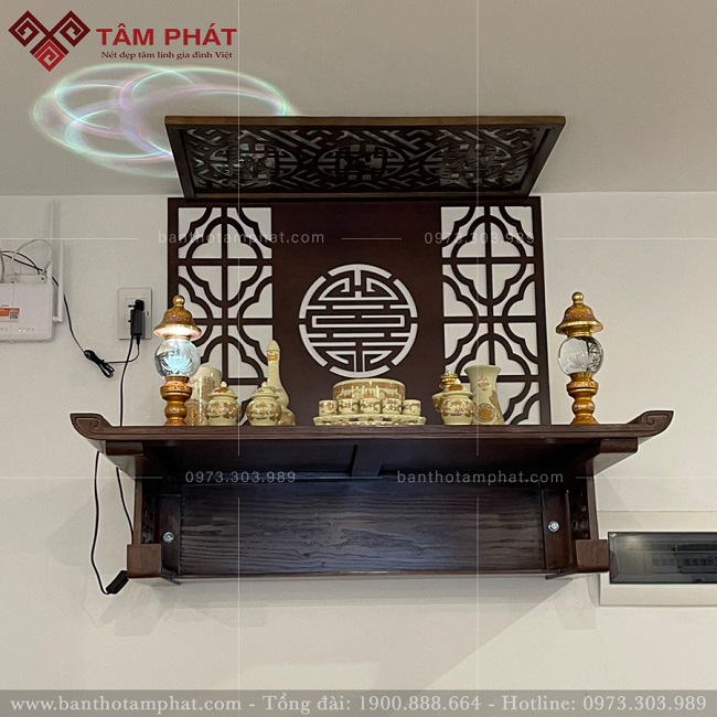 Bàn thờ gia tiên treo tường Bàn thờ gia tiên treo tường