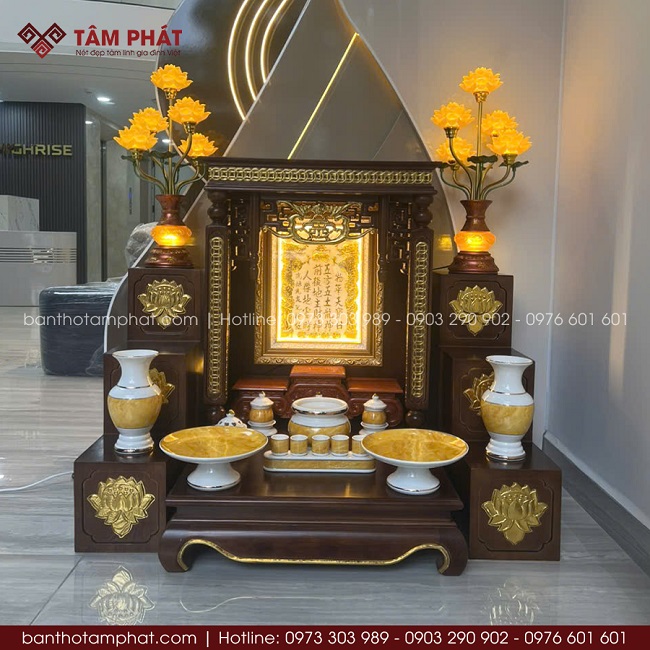 Các Mẫu Bàn Thờ Thần Tài Ông Địa Chạm Hoa Văn