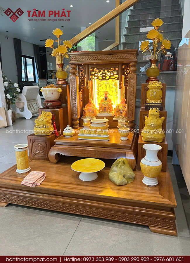 Bàn thờ Thần Tài Thổ Địa gỗ Gõ cao cấp BTT-3011 3