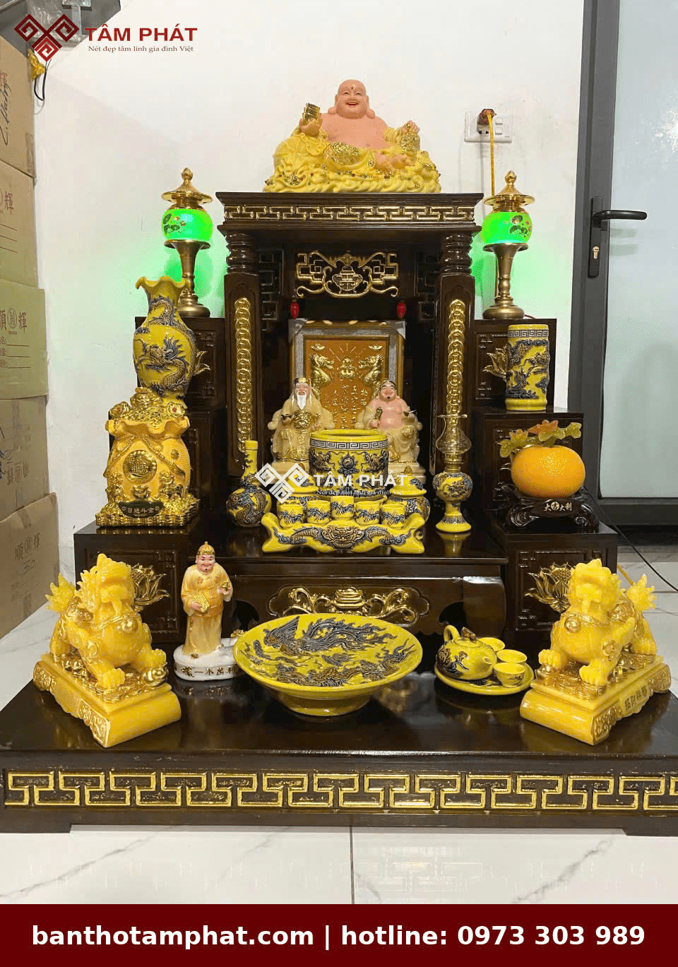Bộ bàn thờ Thần Tài màu vàng BTT-3006 2 Bộ bàn thờ phù hợp với cửa hàng kinh doanh hoặc văn phòng