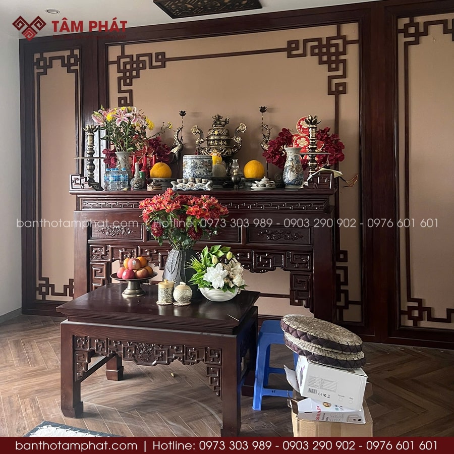 Chất liệu gỗ tự nhiên bền đẹp, gần gũi.