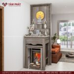 Bàn thờ đứng chung cư được bố trí hướng không dựa tường đẹp.