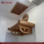 Thiết kế phần chân uốn lượn mềm mại, tinh tế.