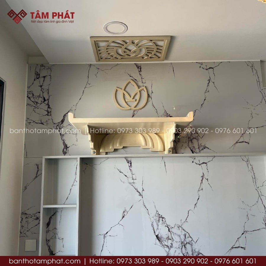 Bàn thờ treo thiết kế độc đáo, đón đầu xu hướng.