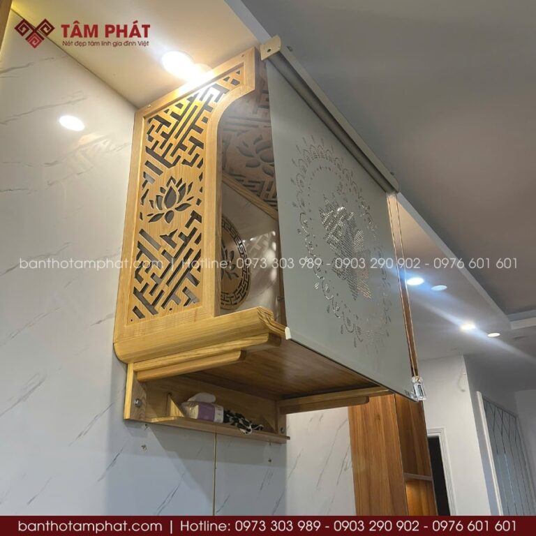 Bàn Thờ Treo Tường Gỗ Tự Nhiên Tại Cửa Hàng