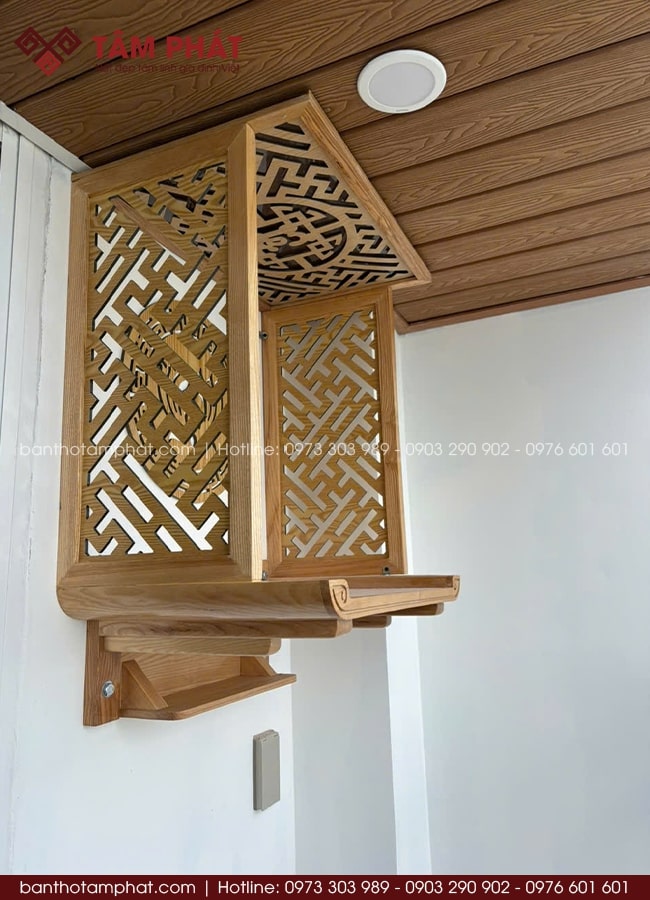 Thiết Kế Nhẹ Đơn Giản Cho Mẫu Bàn Thờ Phật Treo Tường
