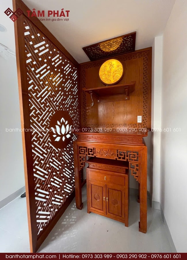 Tâm Phát nhận thiết kế và thi công phòng thờ BT-1709 theo yêu cầu gia chủ.