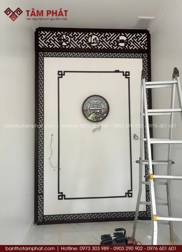 Phần hậu phòng thờ BT-1725 được thi công đẹp.