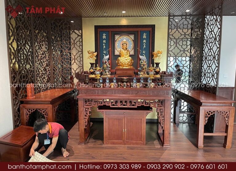 Bố Trí Hoành Phi Câu Đối Cho Bàn Thờ Ông Bà Tổ Tiên