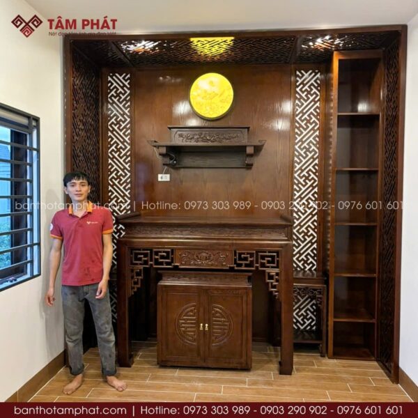 Tâm Phát nhận đặt đóng, thiêt kế các công trình phòng thờ kèm hệ tủ trang trí theo yêu cầu gia chủ.