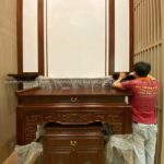 Thay Bàn Thờ Mới Dịp Cuối Năm