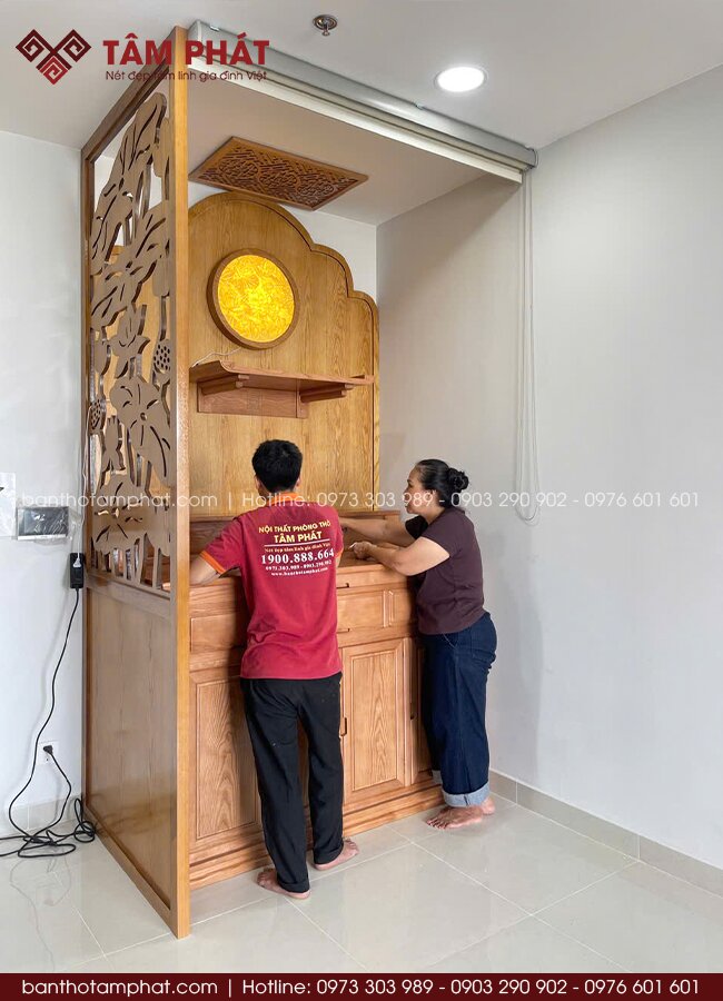 Hệ thống vách ngăn, ốp hậu chắc chắn, thẩm mỹ cao.