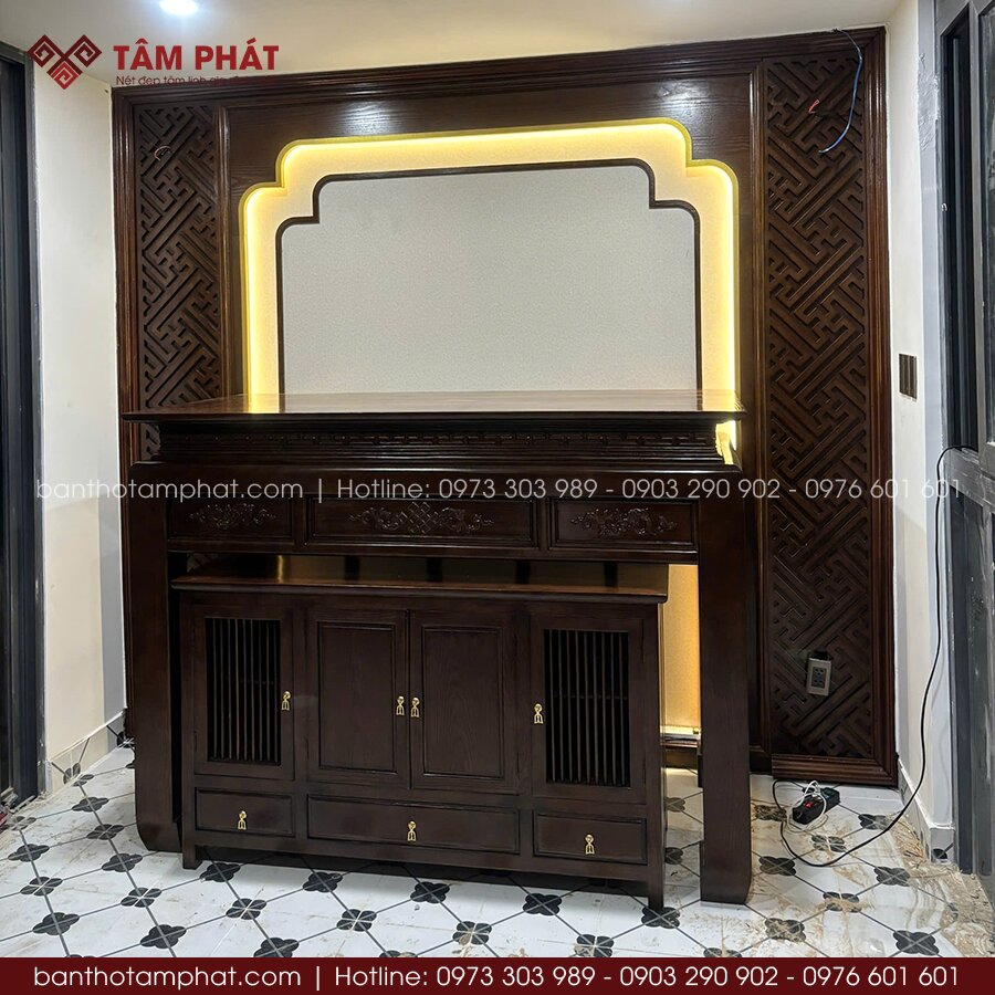 Phòng thờ BT-1800 đa dạng kích thước và màu sắc chuẩn phong thủy.