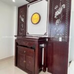Họa tiết hoa sen nổi bật mang ý nghĩa phong thủy tốt đẹp.