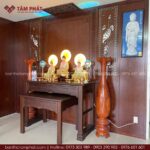 Bố cục được sắp xếp hài hòa, giúp phân chia khu vực thờ Phật và Cửu Huyền rõ ràng, thuận tiện cho việc thờ cúng hằng ngày.